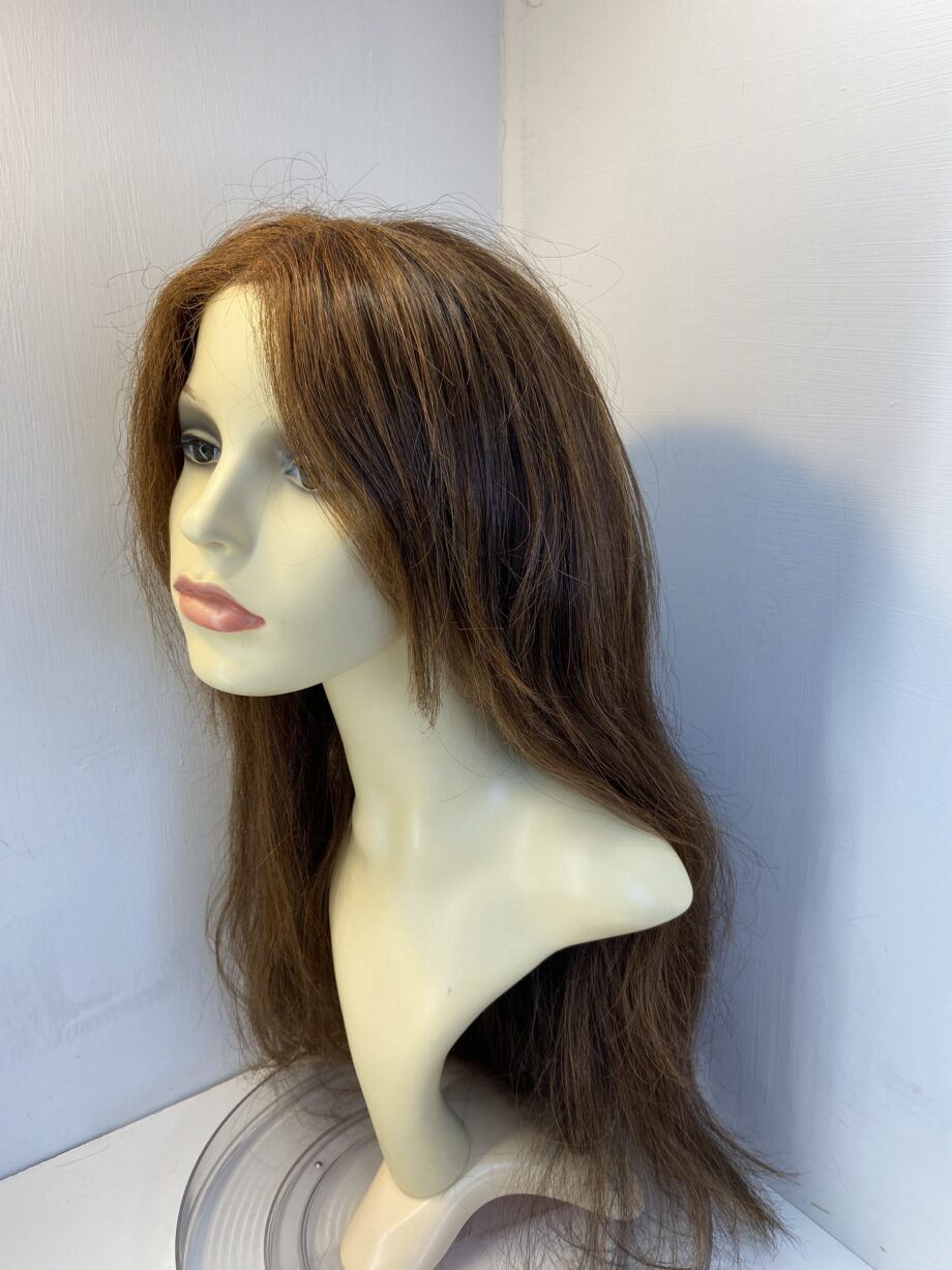 Extra long brown wig. Blls598
