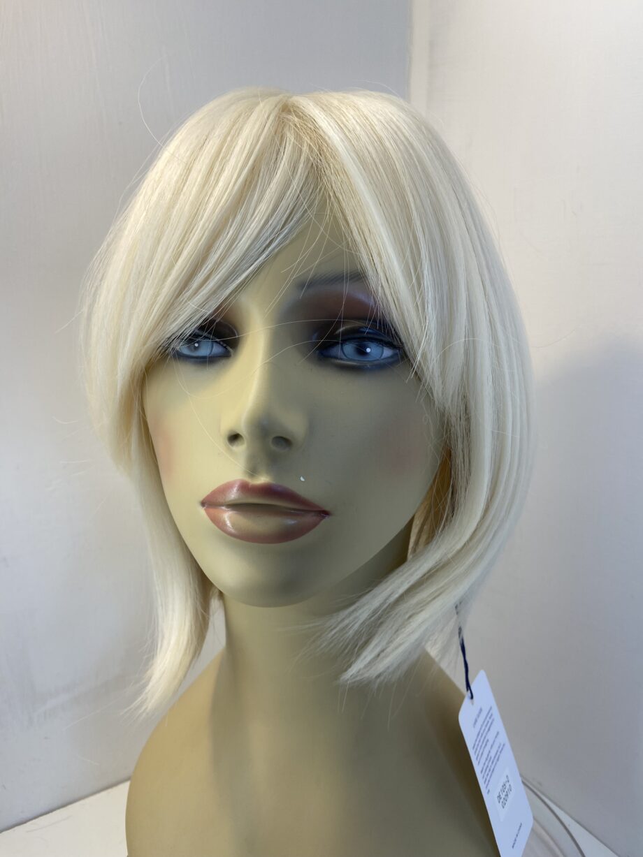 New light blonde wig. Blms501
