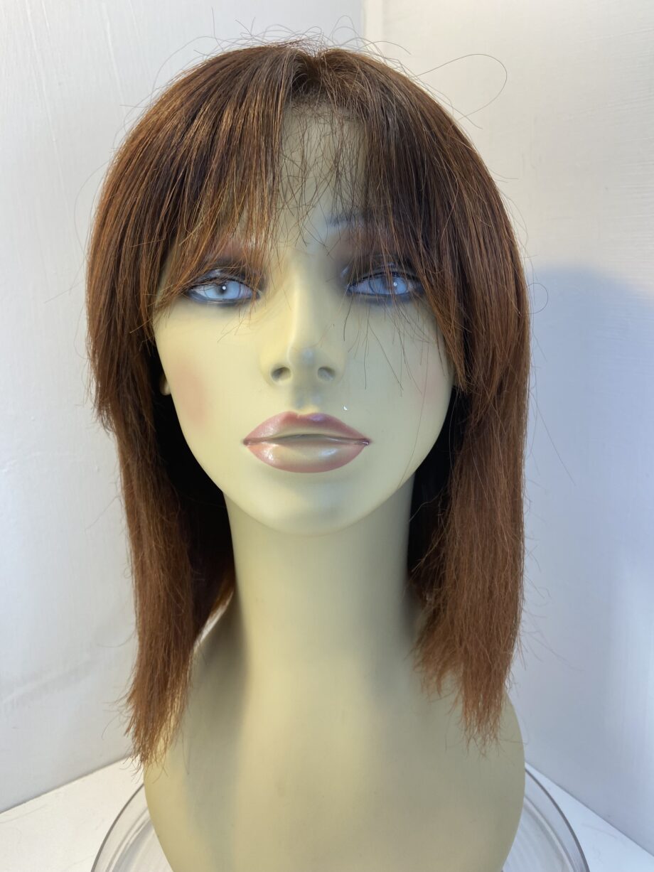 Long brown Amore wig. Brls622