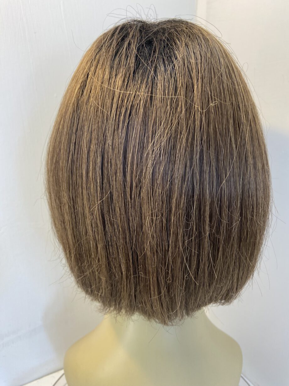 Short stylish brown wig. Brms752