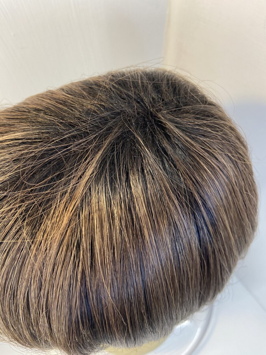 Short stylish brown wig. Brms752