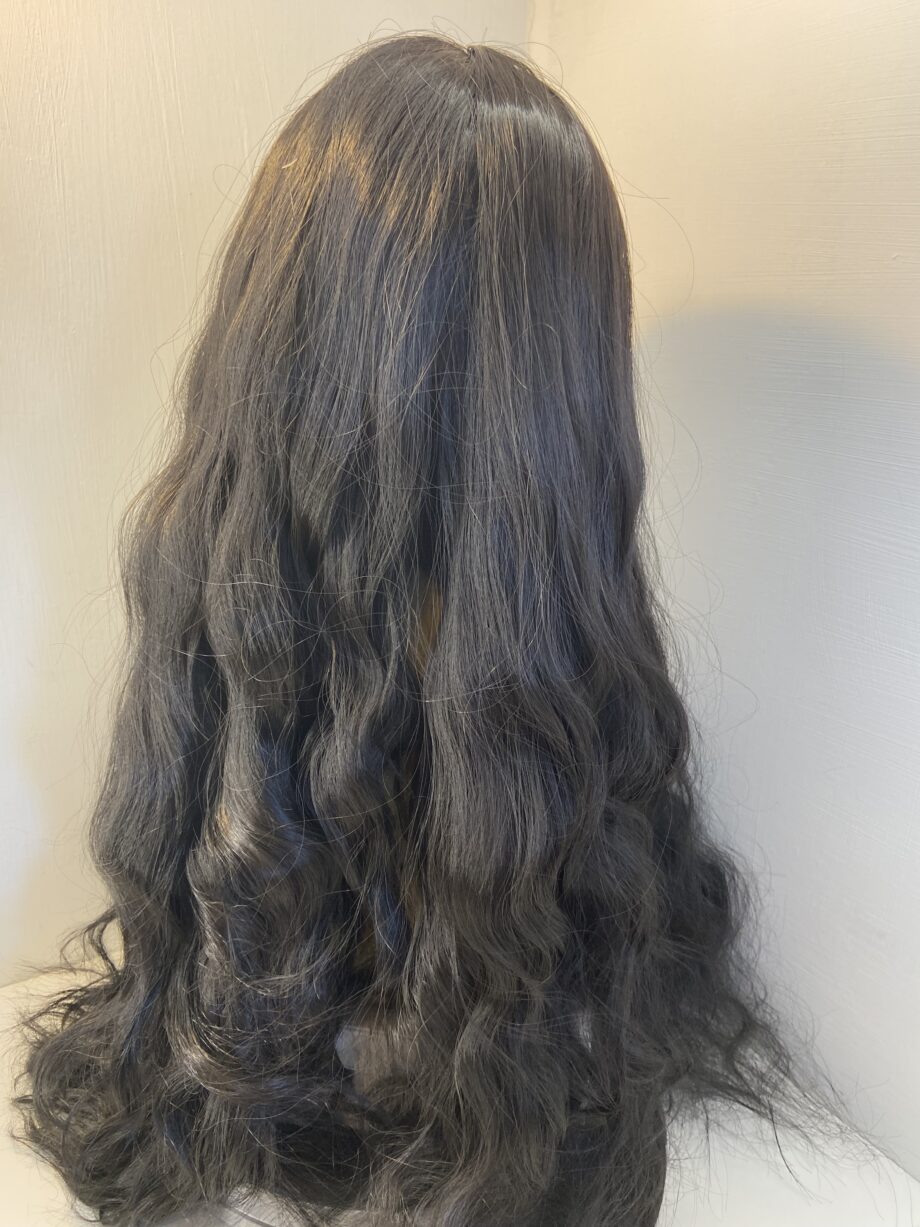 New extra long black wig. Bllw756