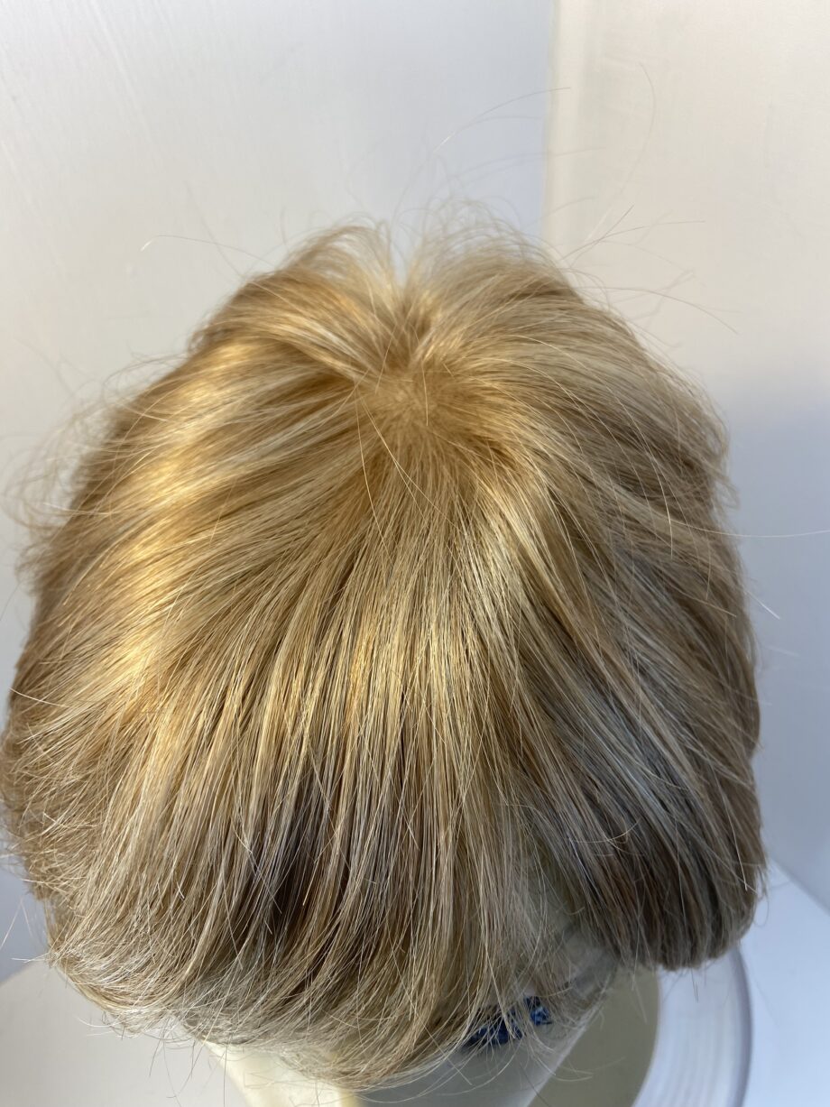New blonde Rene of Paris wig. Blmw625