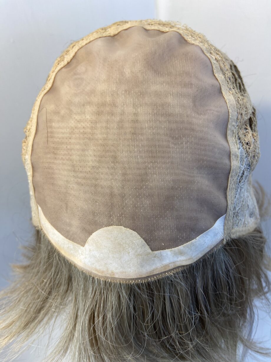 New blonde Rene of Paris wig. Blmw625