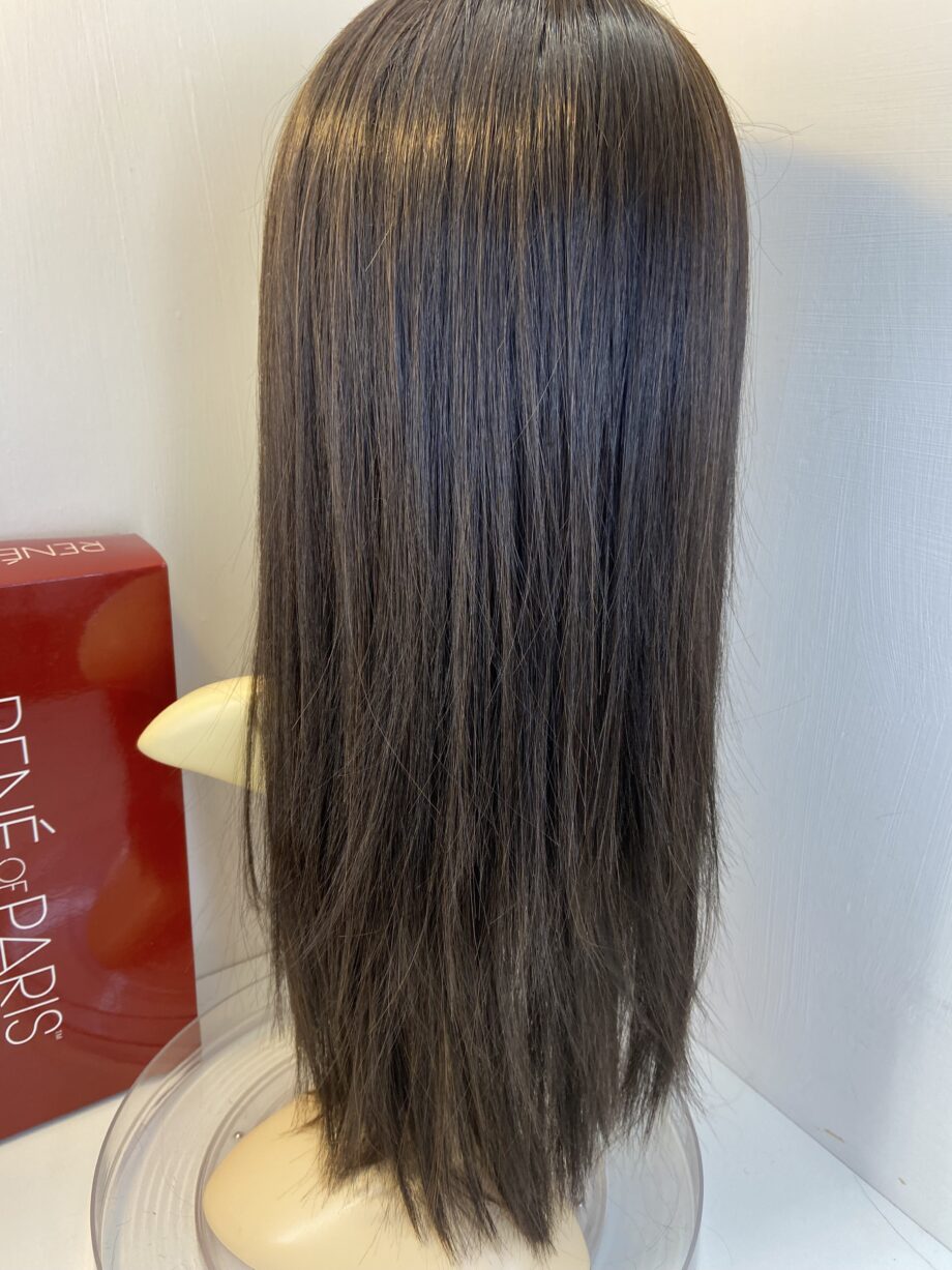 Extra long new brown designer wig. Bbrls606