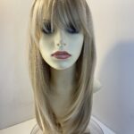 Extra long blonde rooted new wig. Blls627