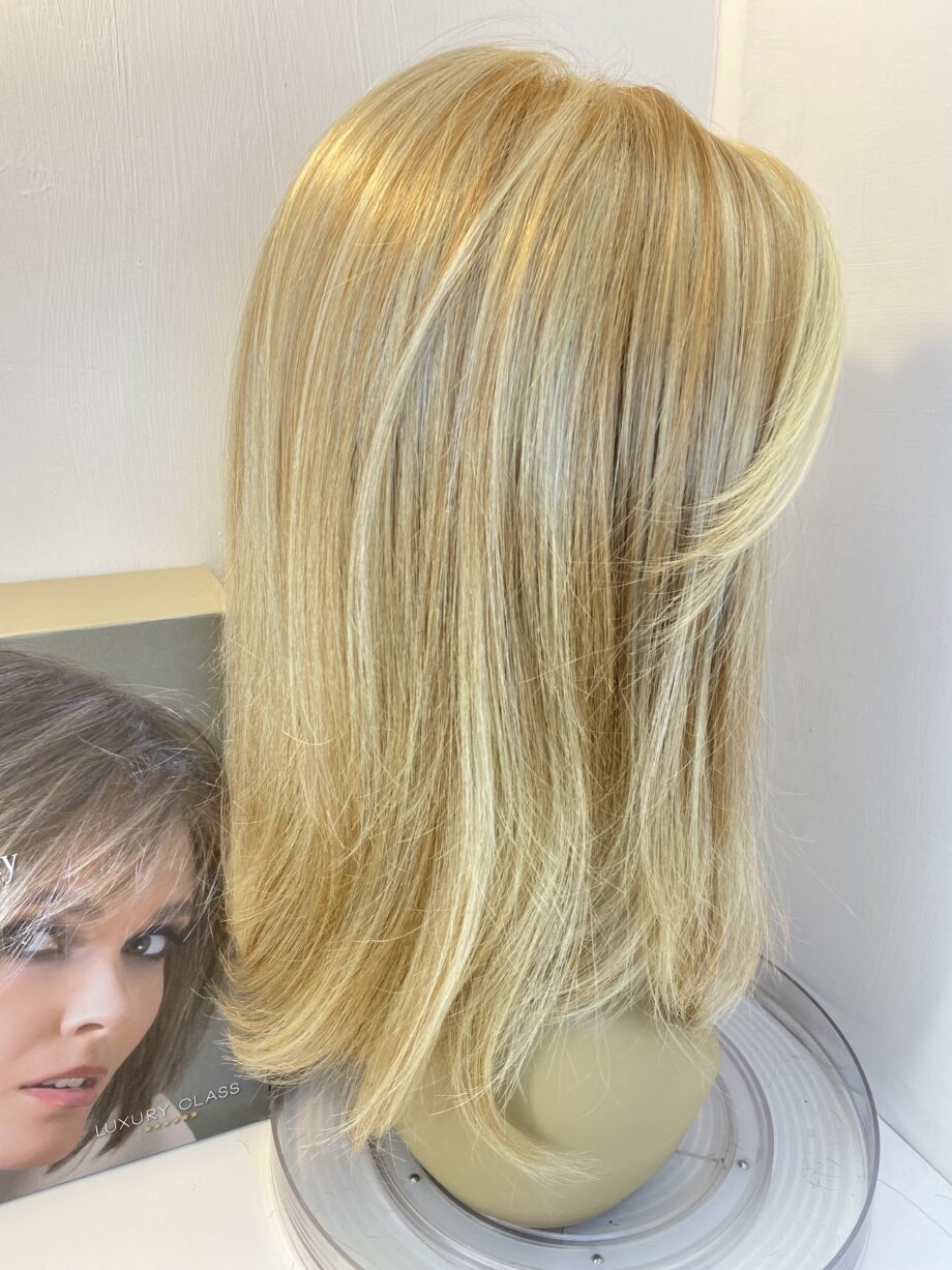 New blonde long wig. Ellen Wille collection. Bblls608