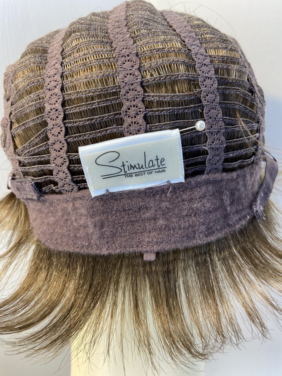 New blonde designer boxed wig. Bblss610
