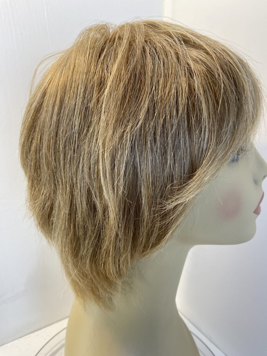 Human hair blonde wig. Blss760