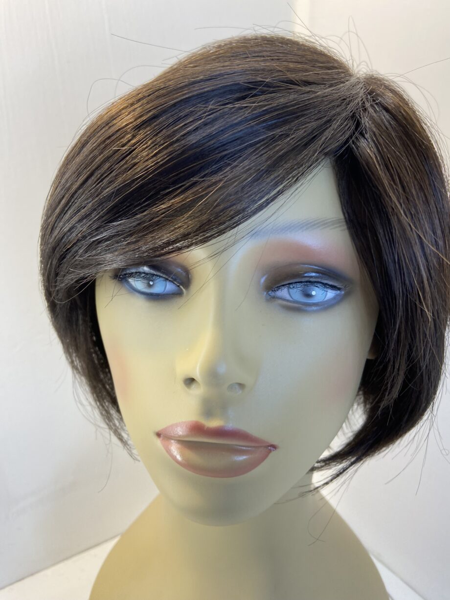As new dark brown wig. Bbrss611