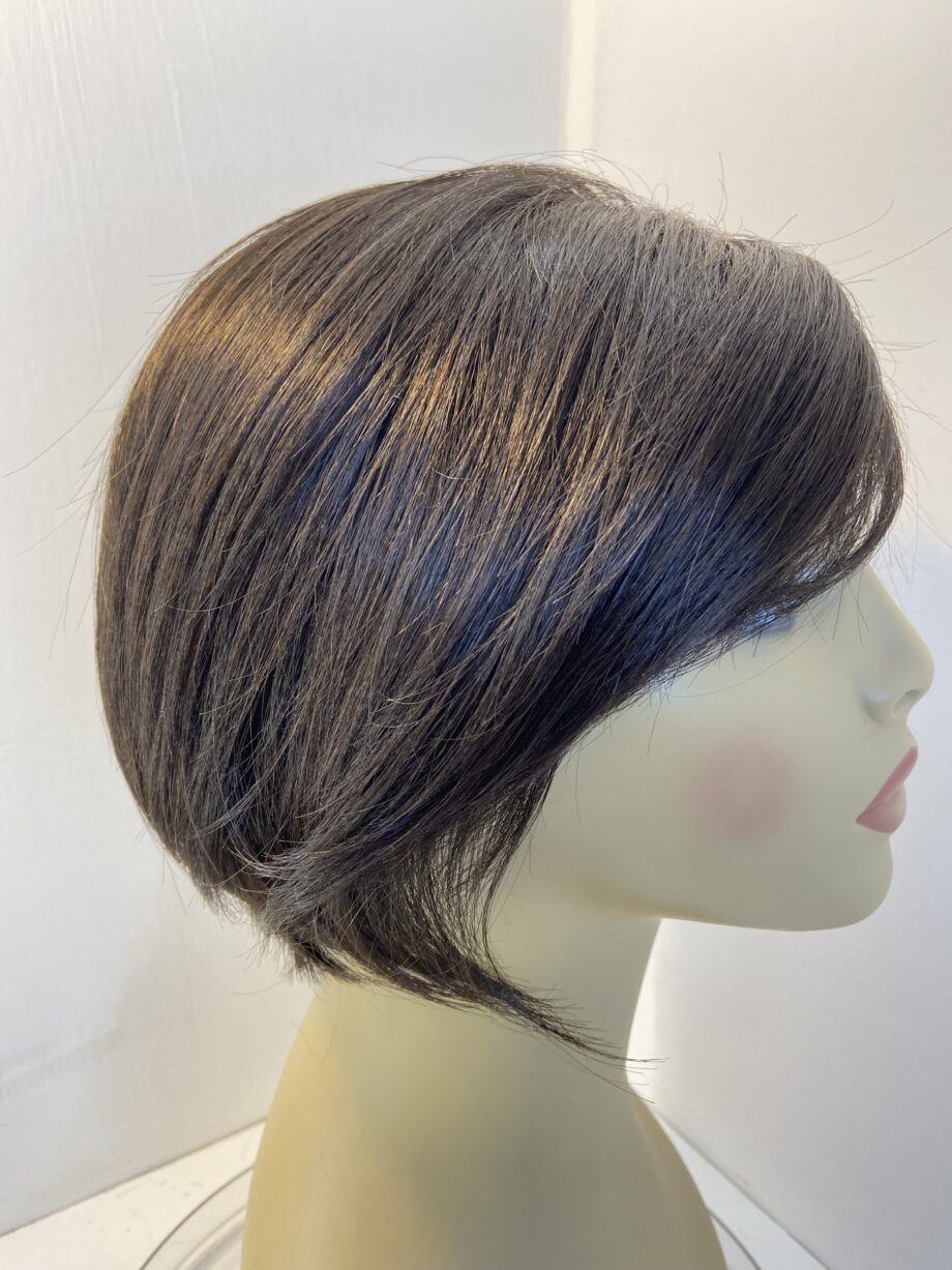 As new dark brown wig. Bbrss611