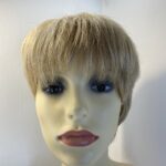 Lovely Blonde boxed short wig. Bblss615