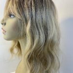 Stunning modern rooted blonde long wig. Blmw01