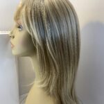 Super long blonde wig. Bblls616