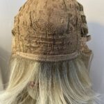 Super long blonde wig. Bblls616