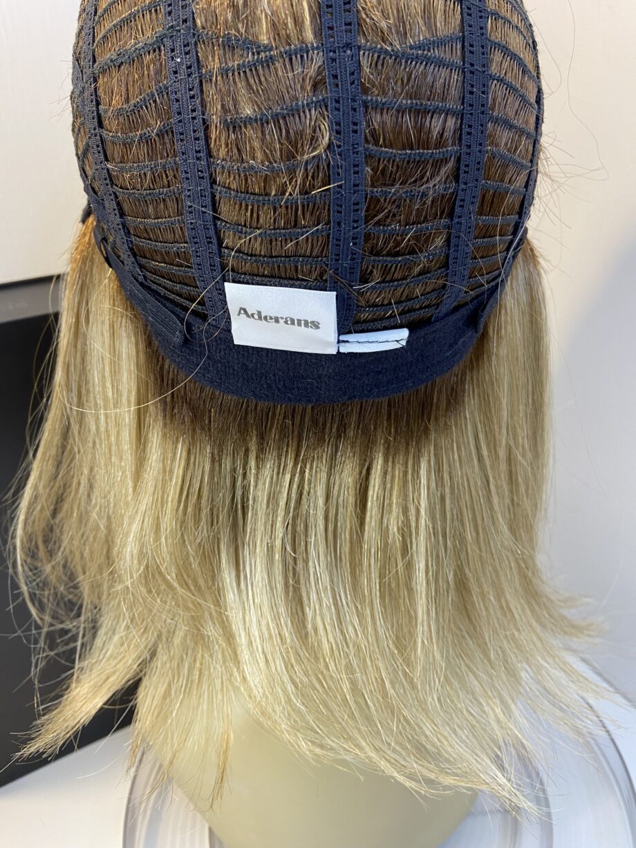 Rooted long blonde new wig. Bblls621