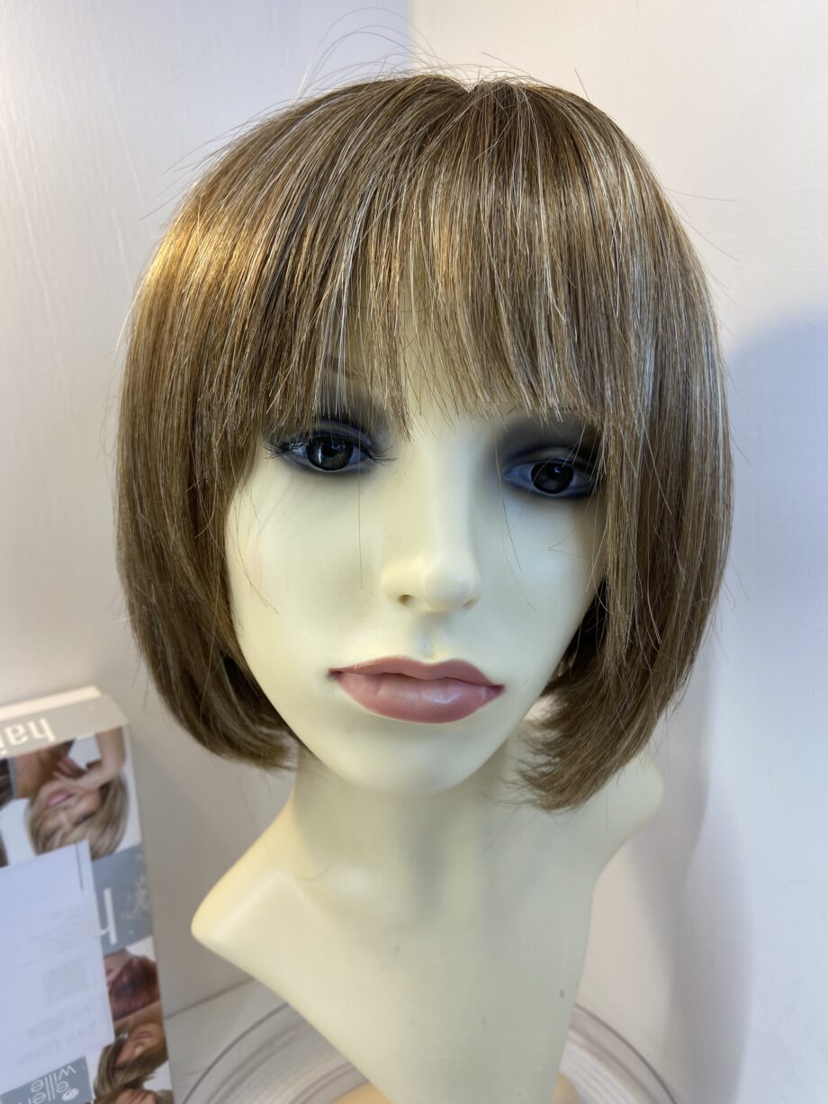 Soft brown designer new wig. Bbrms624