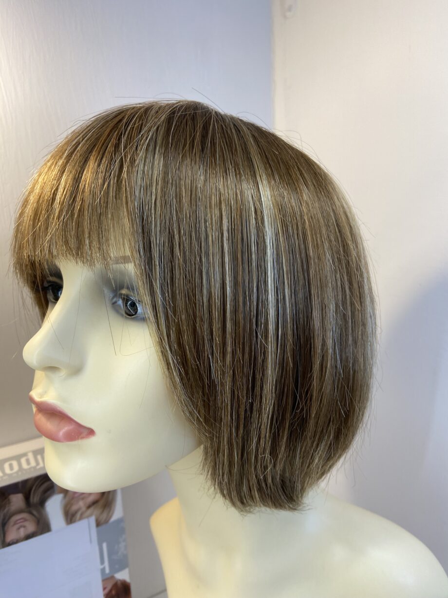 Soft brown designer new wig. Bbrms624