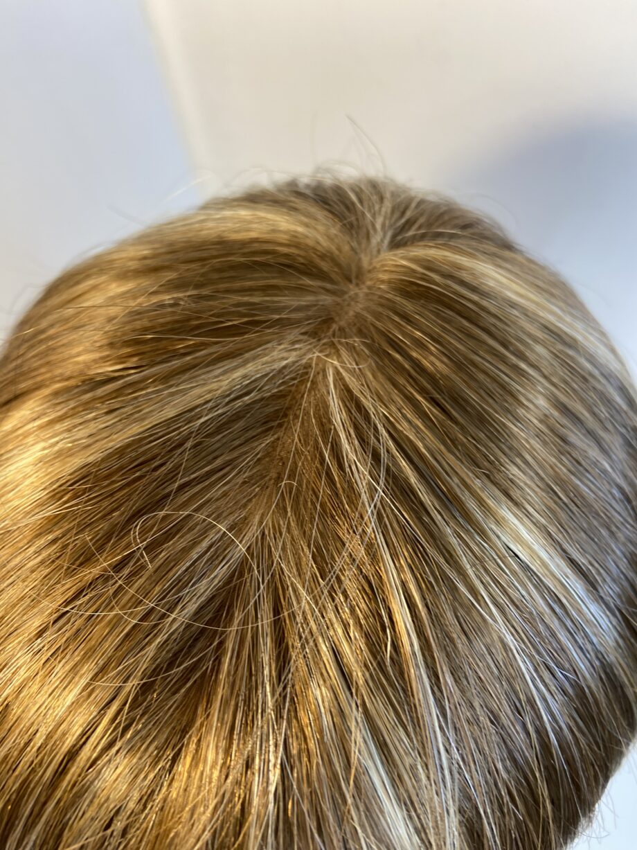 Soft brown designer new wig. Bbrms624