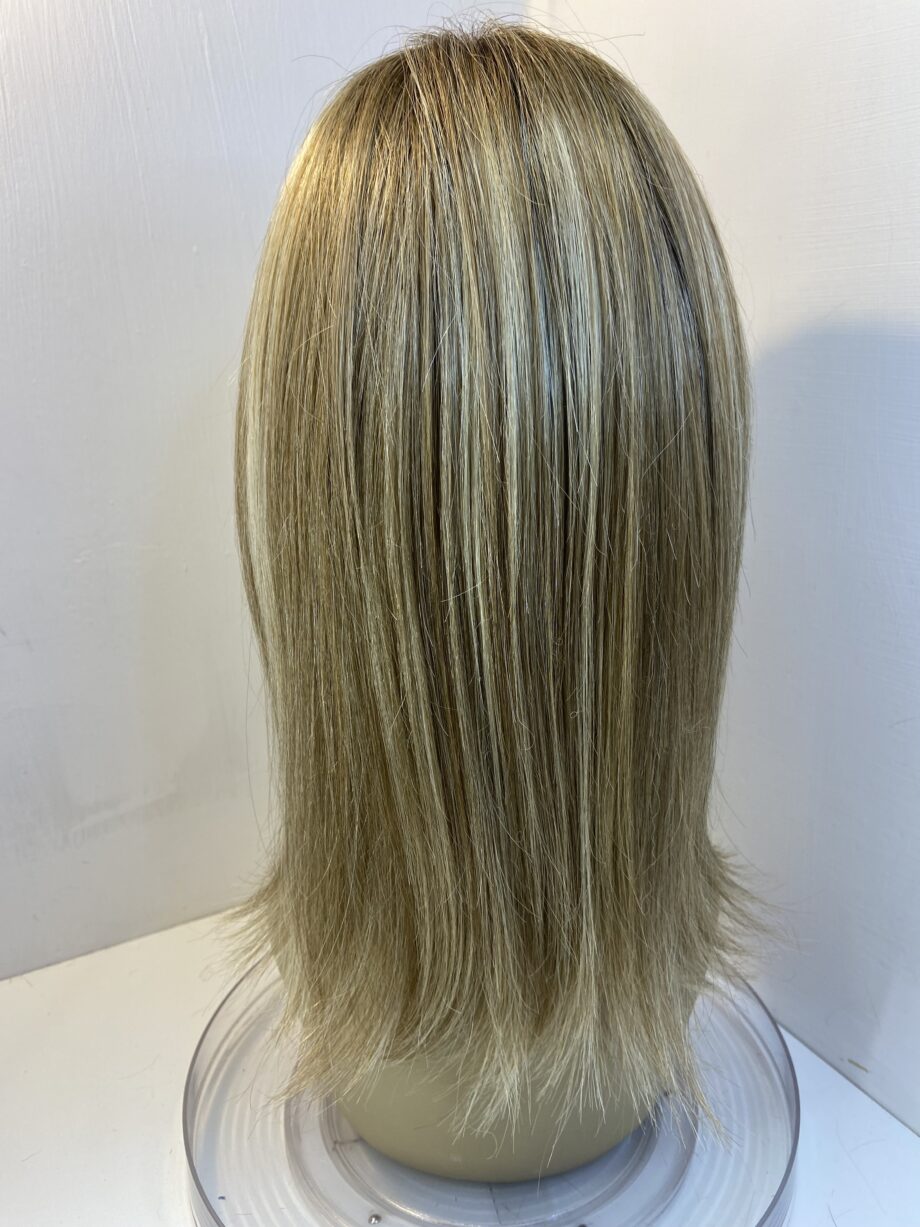 Premium sentoo blonde wig. Blls2