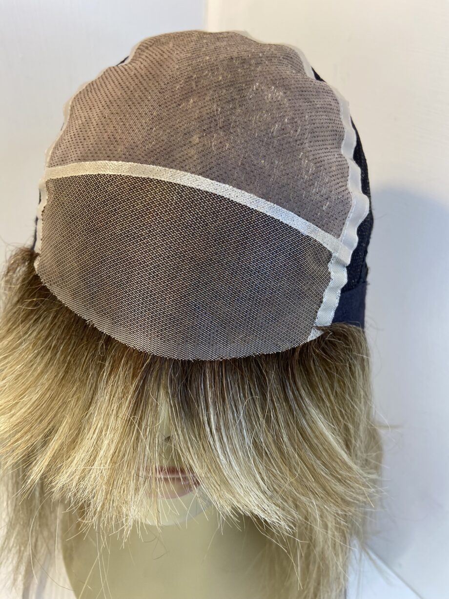Premium sentoo blonde wig. Blls2