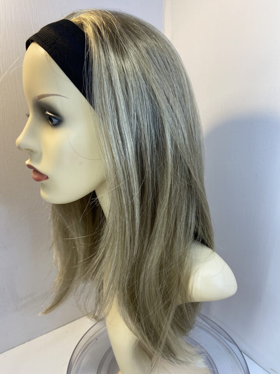 Stunning new hair piece. Blls21