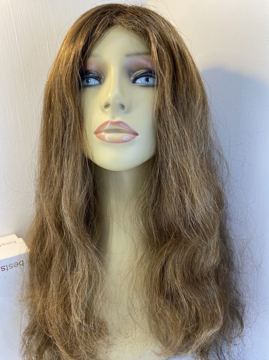 Very long wavy new brown wig. Bbrlw617