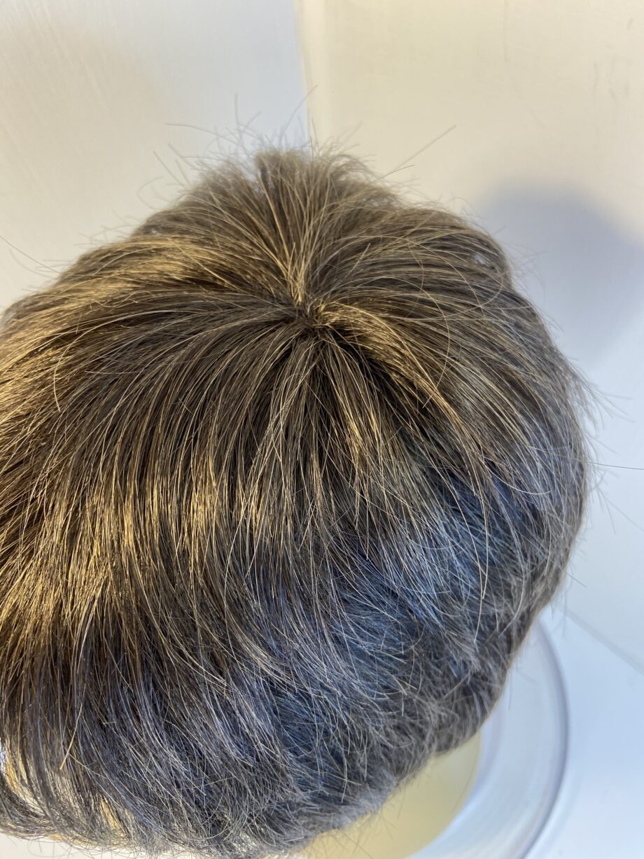 New short brown super soft wig. Brss587