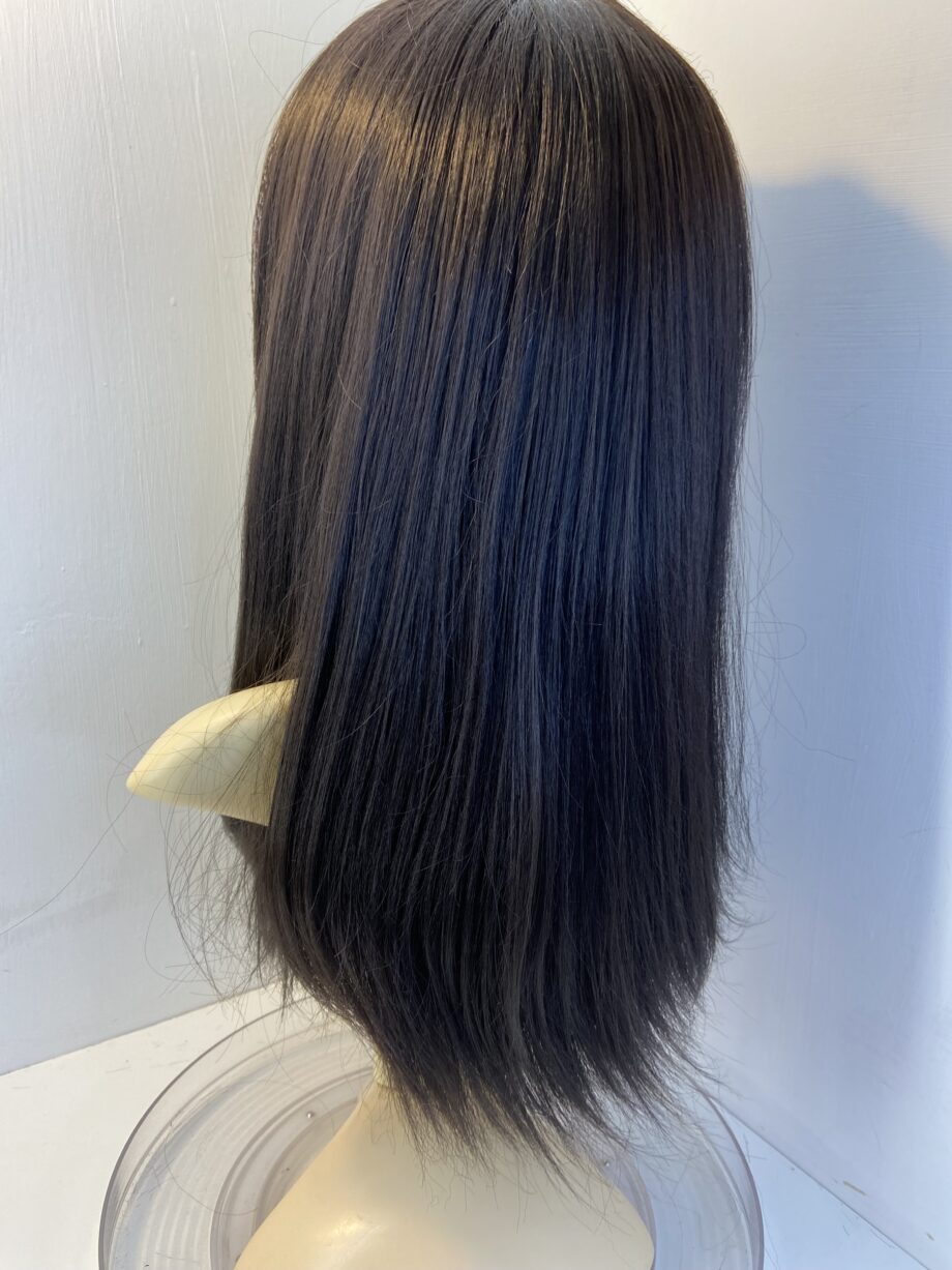 Long dark brown wig. Brls611