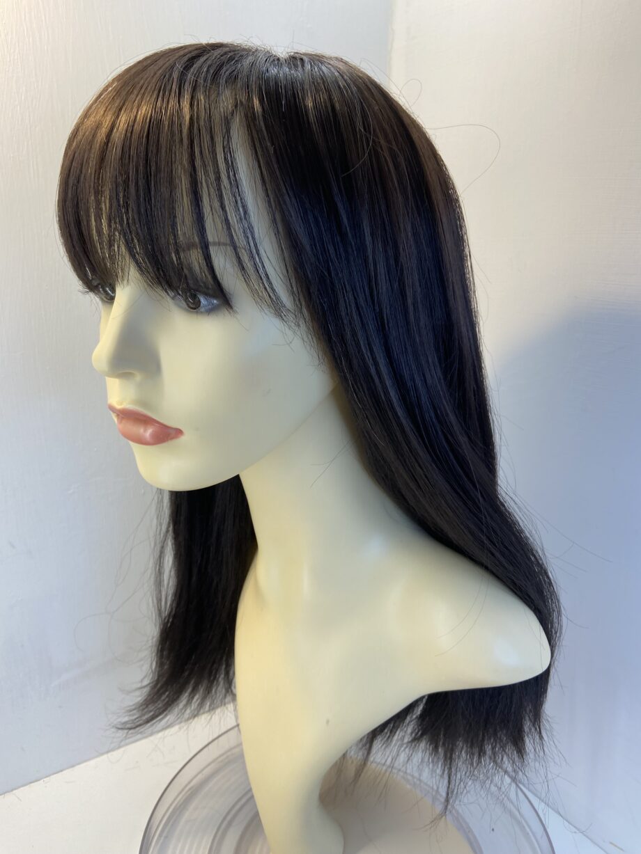 Long dark brown wig. Brls611