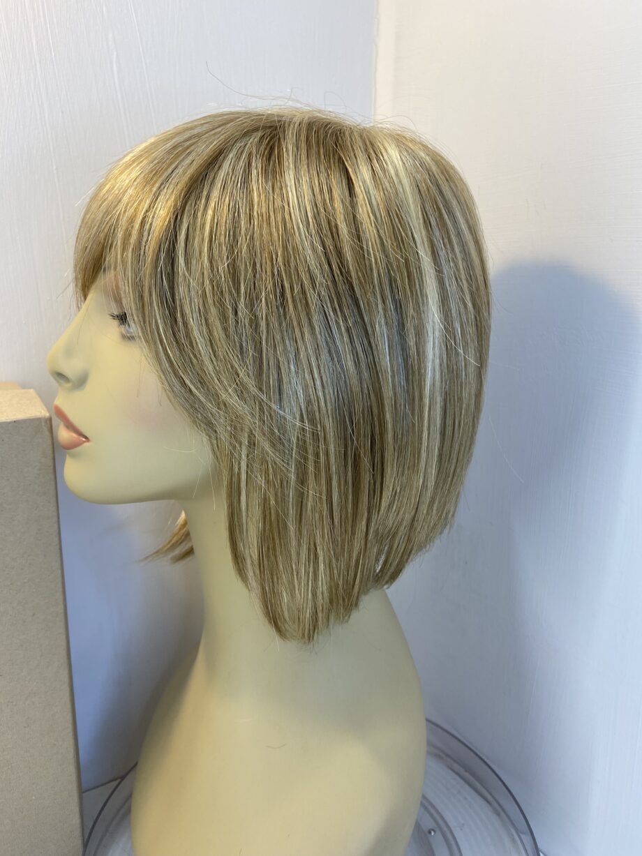 Amore new creamy toffee wig. Bblms618