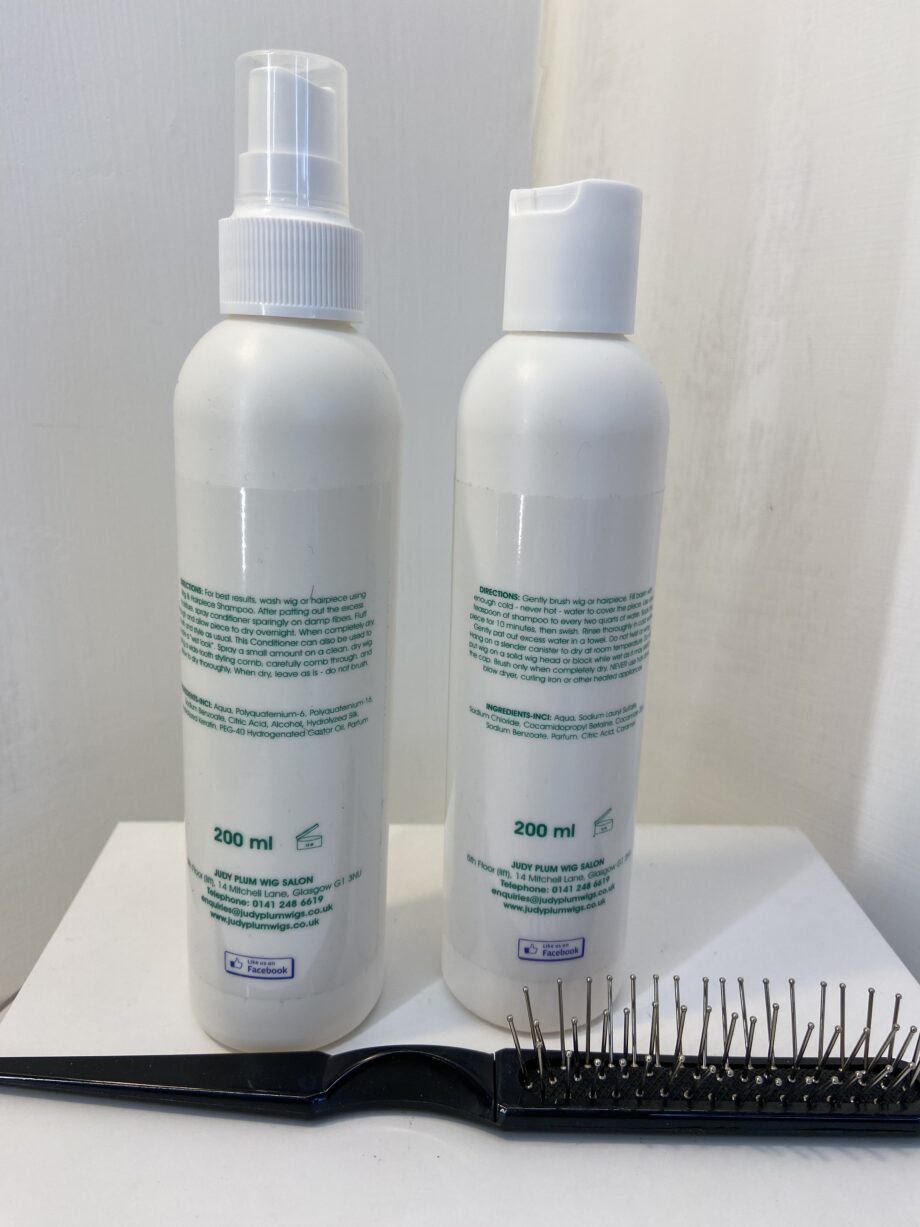 Shampoo and conditioner. 589