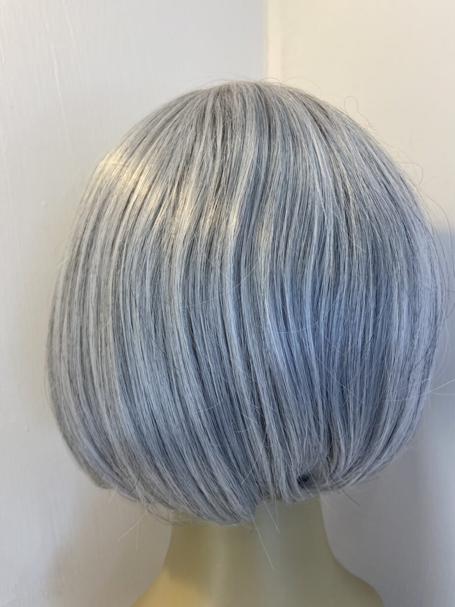 New silver grey stylish wig. Bgms620