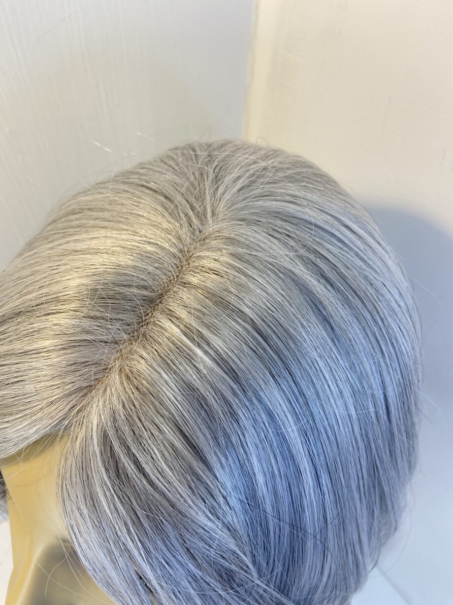 New silver grey stylish wig. Bgms620