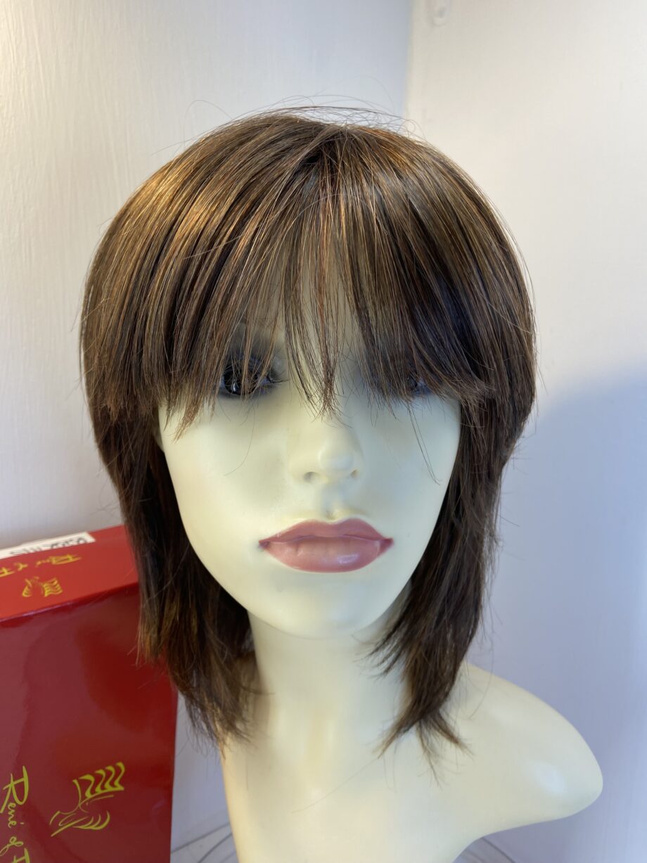 Rene of Paris long brown wig. Bbrls622