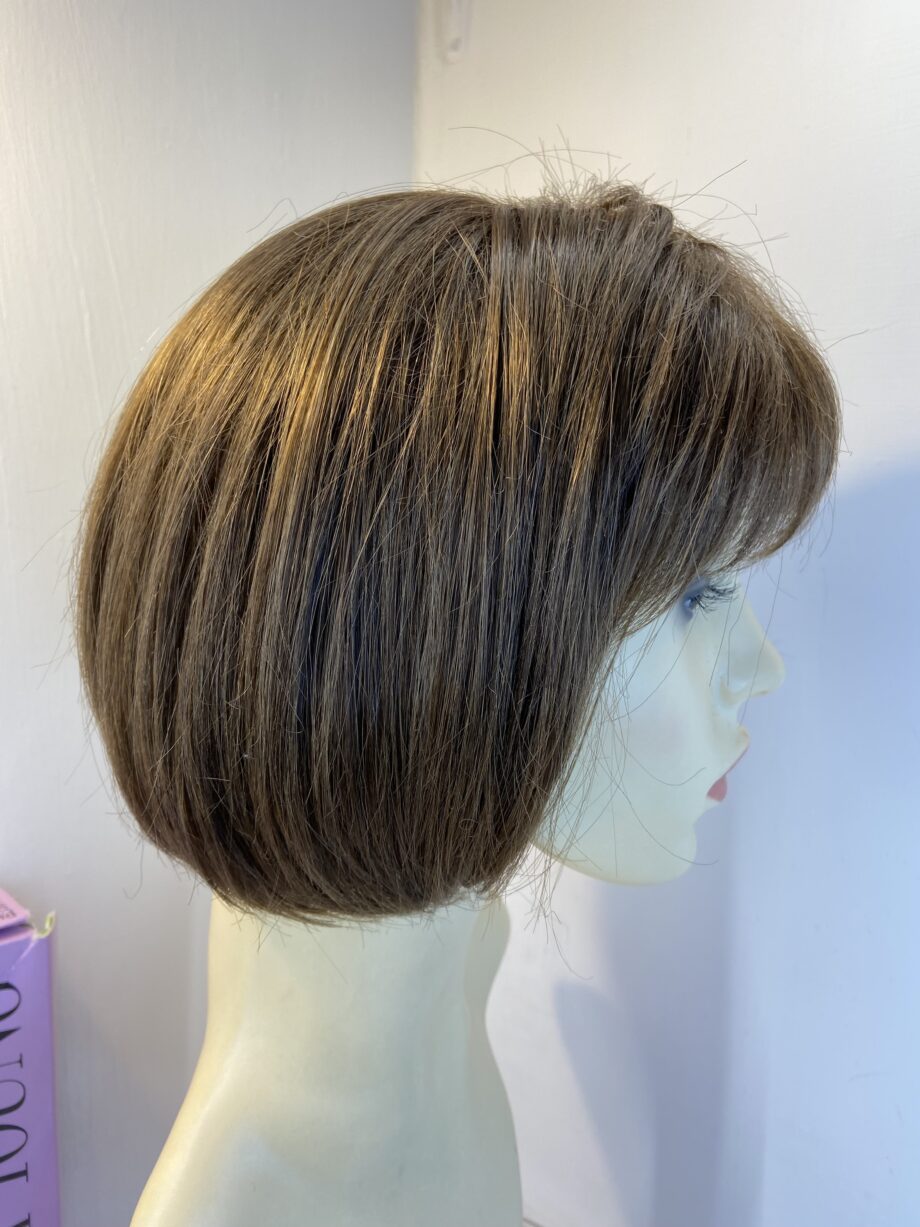 Super soft brown wig. Bbrms623