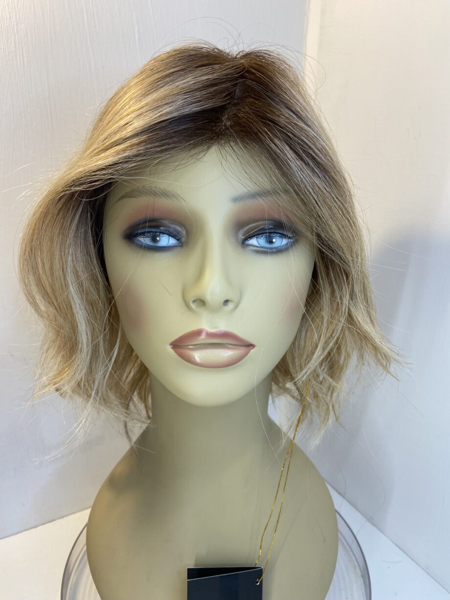 New blonde rooted wig. Blmw224