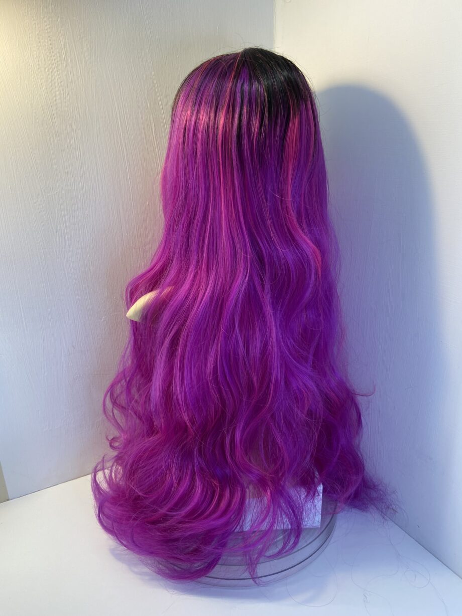 Purple rooted fun wig. Pulw762