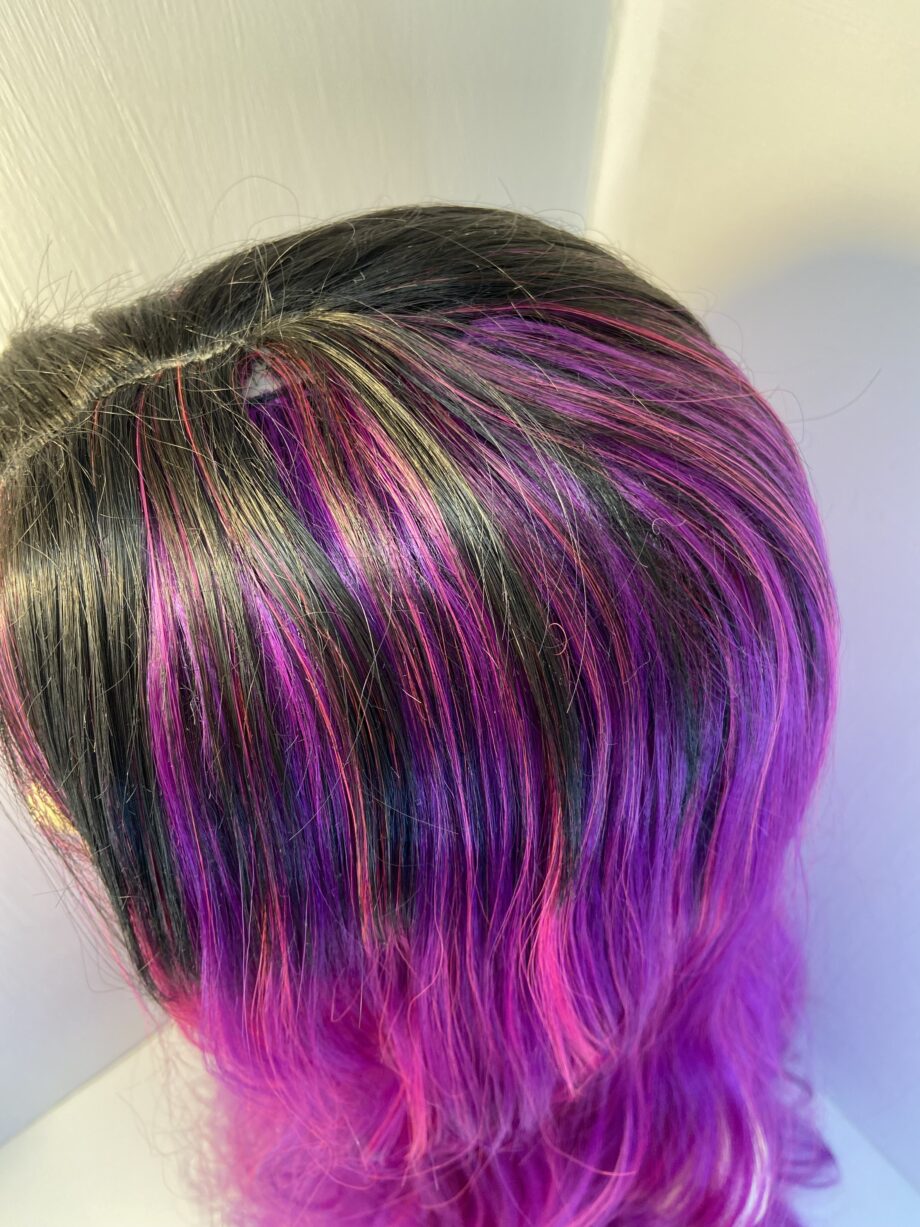 Purple rooted fun wig. Pulw762