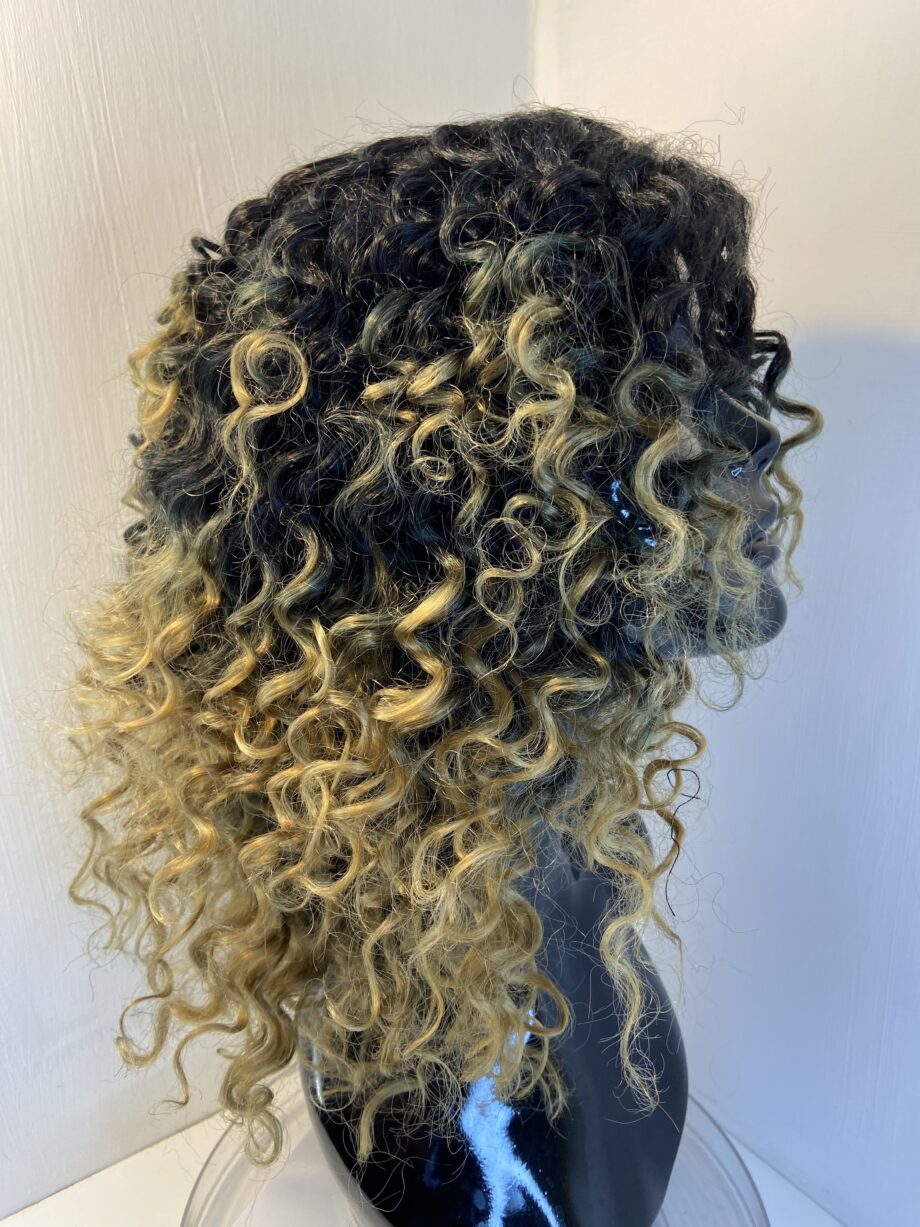 Stylish rooted brown curly wig. Brmc763