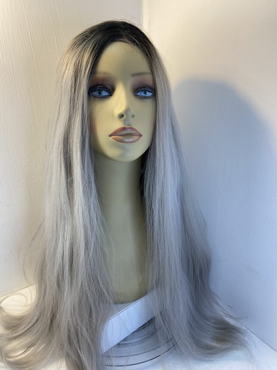 New silver rooted long wig. Gls764