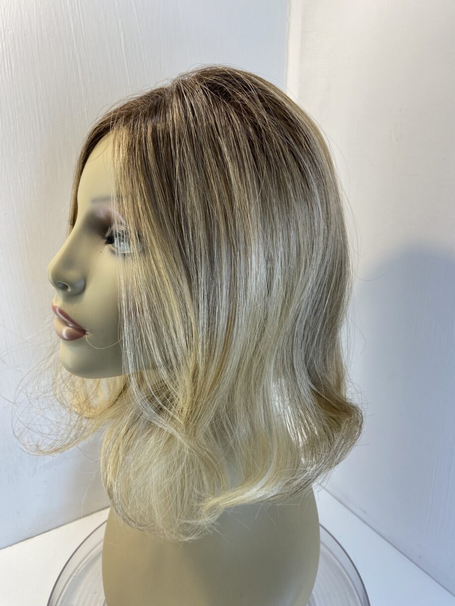 Hairpiece. Blonde rooted blmw819