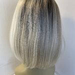 Stunning light blonde rooted wig. Blls596
