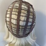 Stunning light blonde rooted wig. Blls596