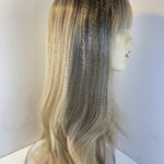 Extra long blonde rooted wig. Stunning. Blls597