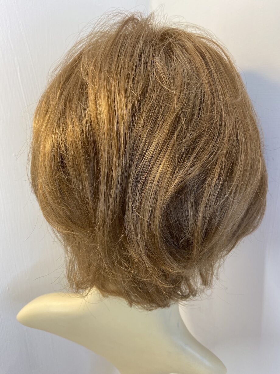 Gorgeous copper designer wig. Bms5001