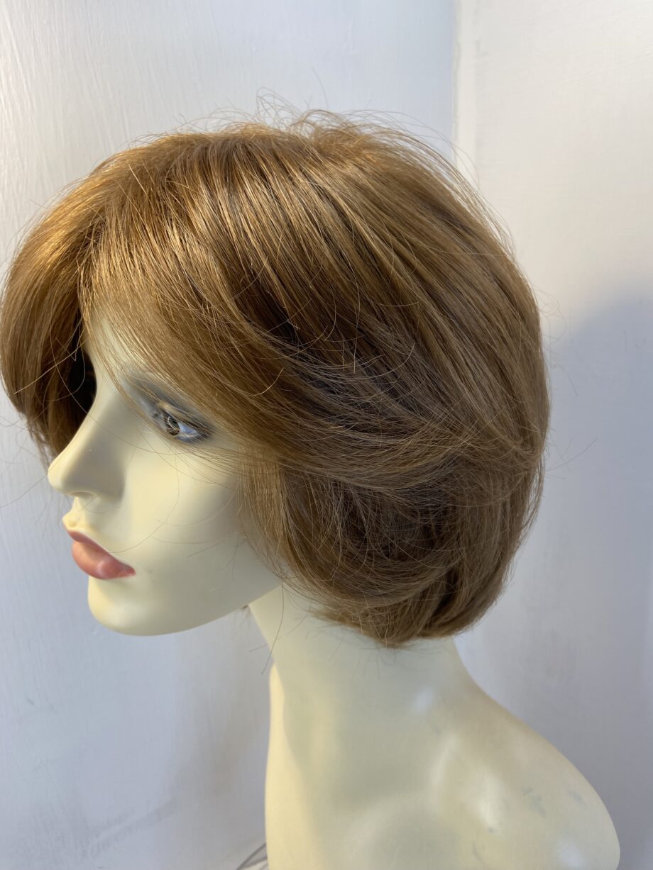 Gorgeous copper designer wig. Bms5001