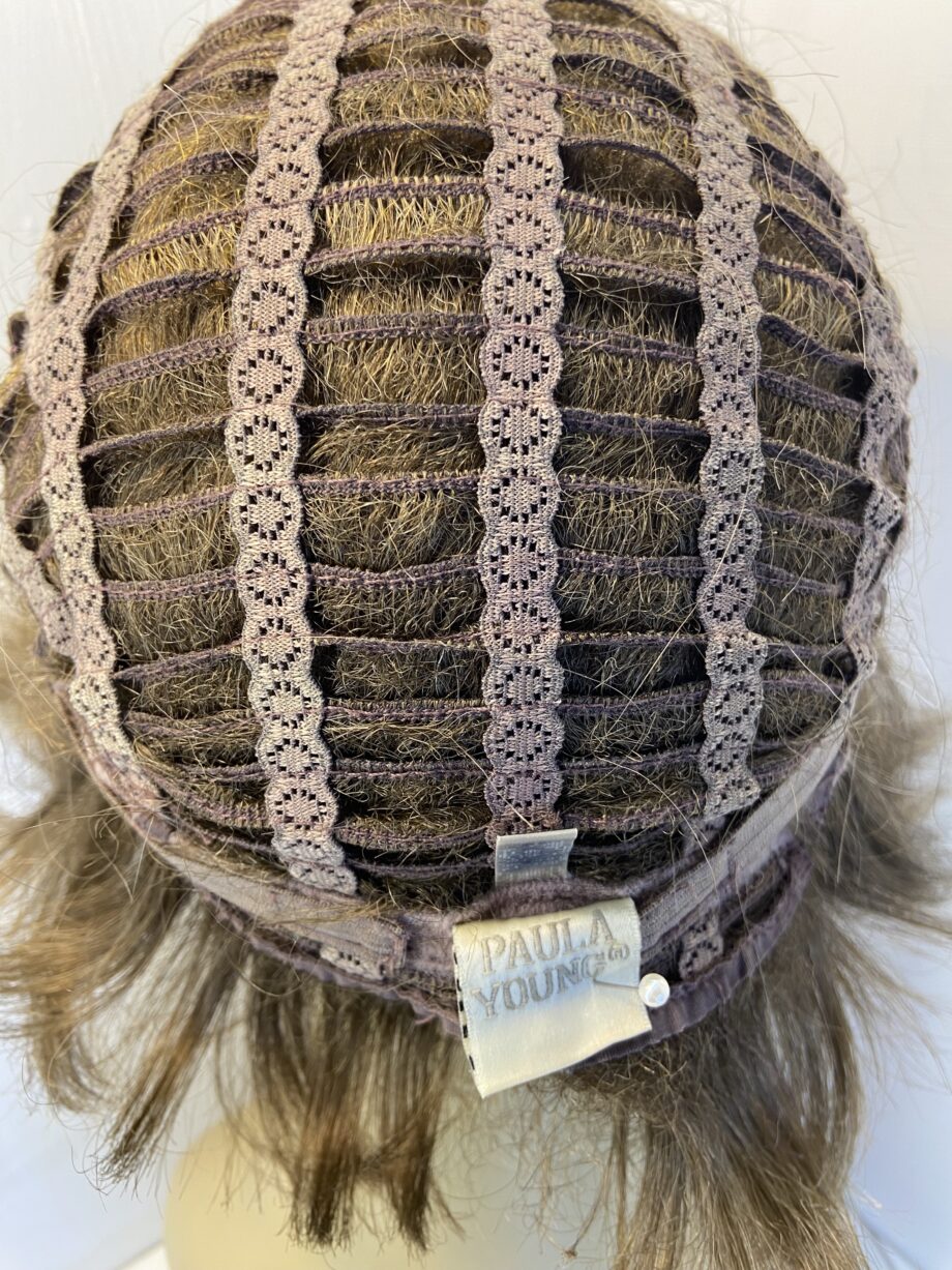 Beautiful light brown designer wig. Brms5003