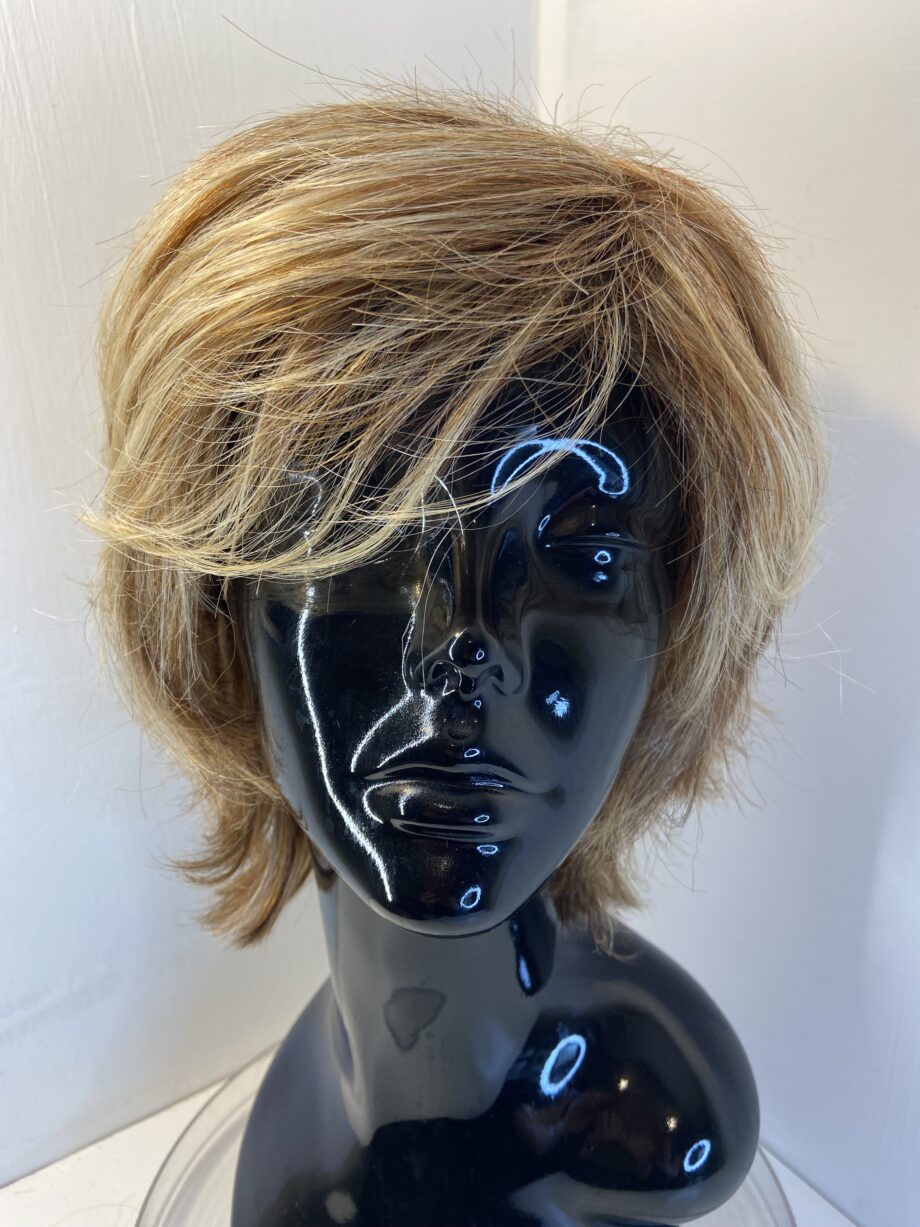 Blonde stylish designer wig. Brss5006