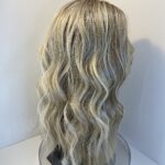 New stunning blonde wavy wig. Blwl302